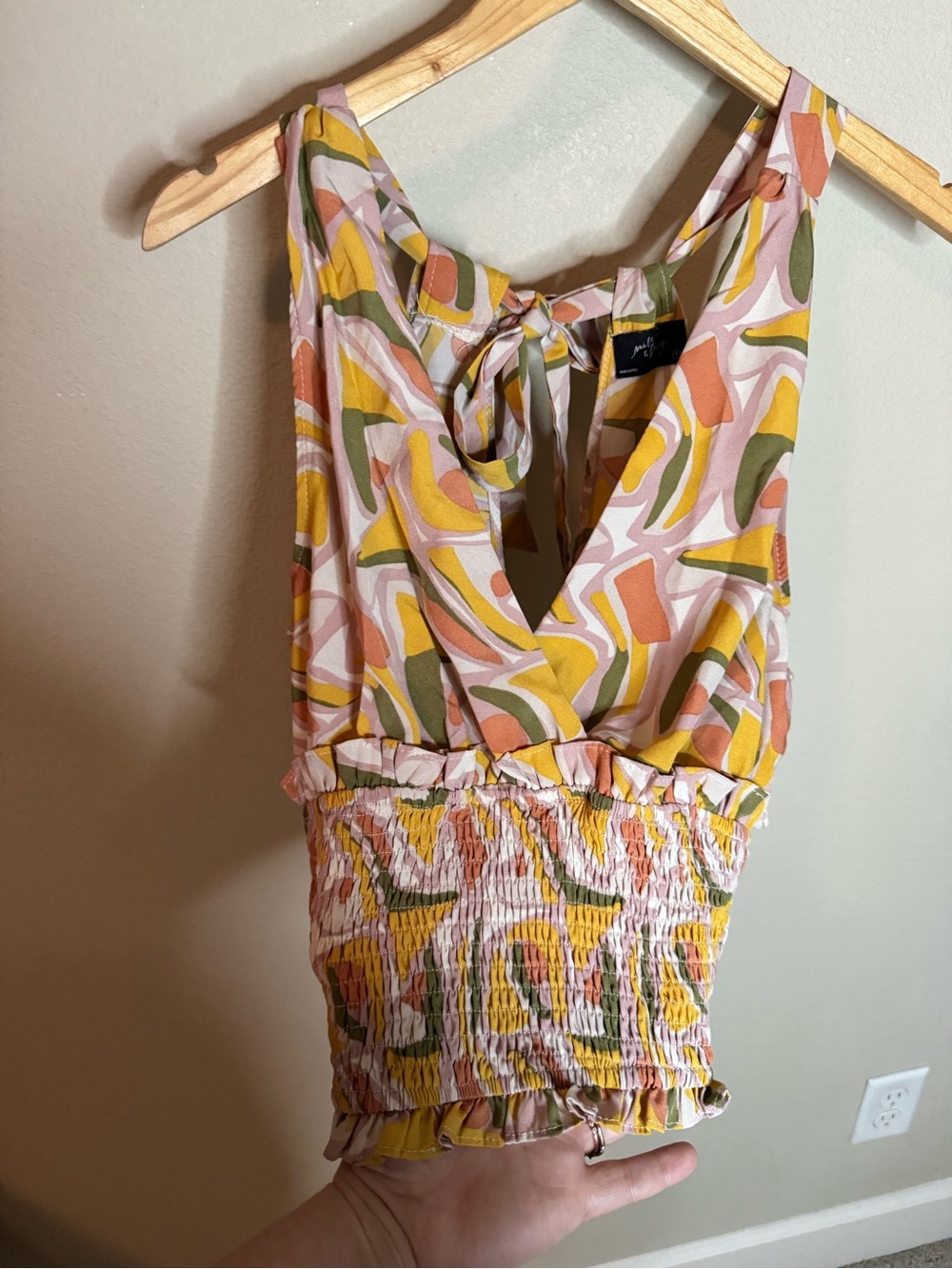 Milk & Honey Retro Abstract Tie Back Crop Top Size Small